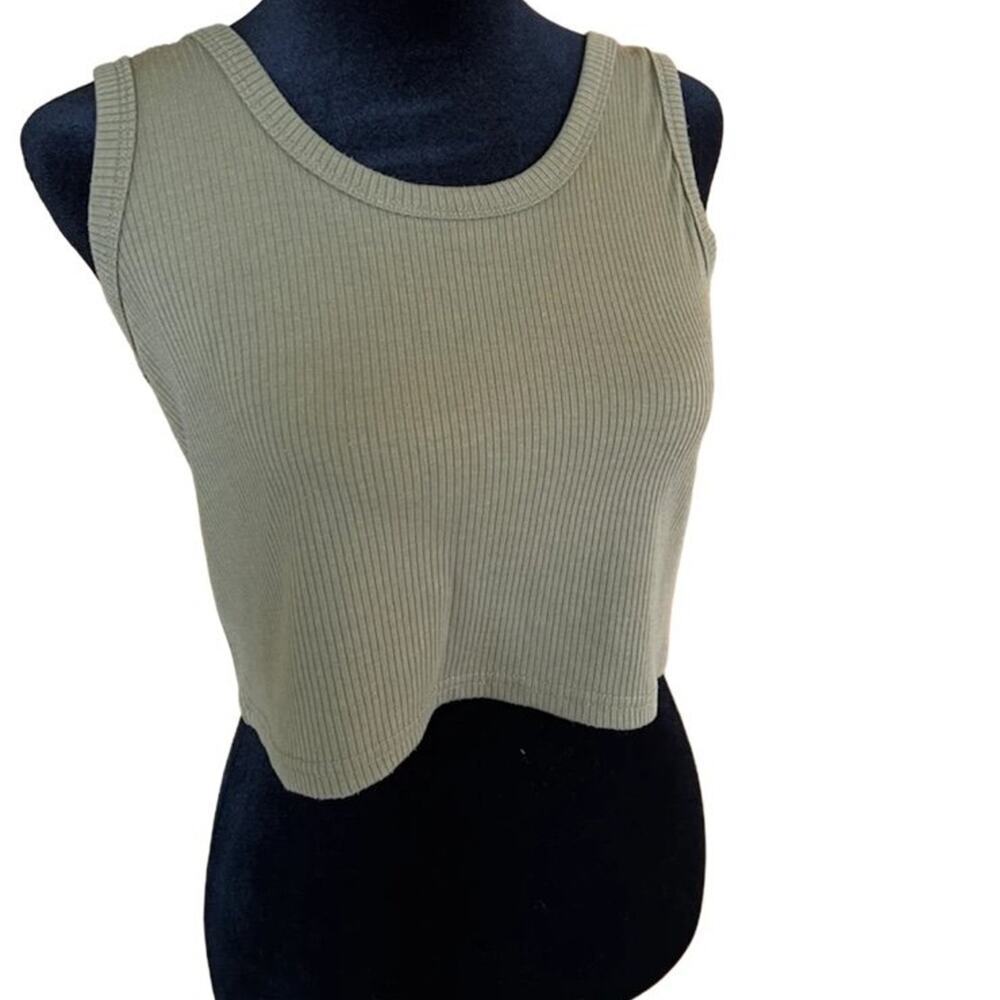 Dazy Women's Size S Ribbed Green Crop Tank Top